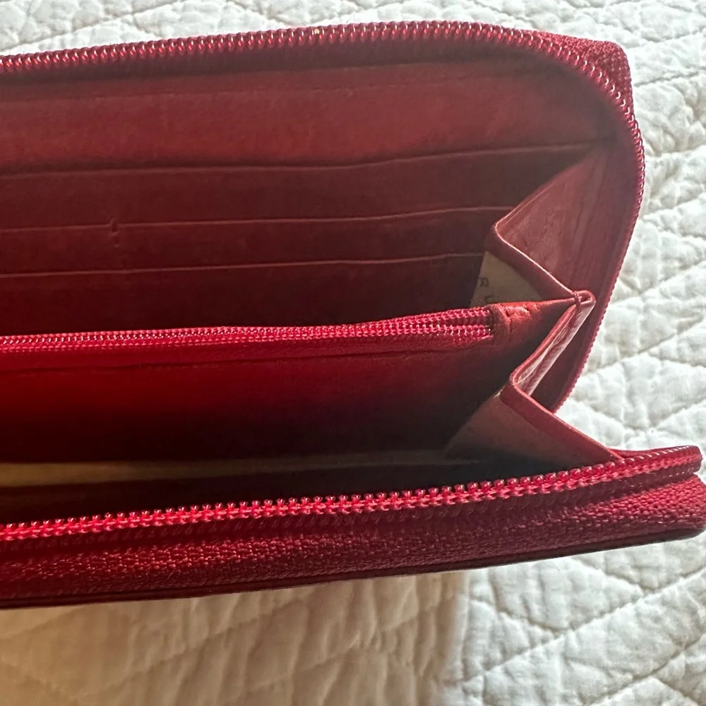 Wallet - Picture 3 of 16